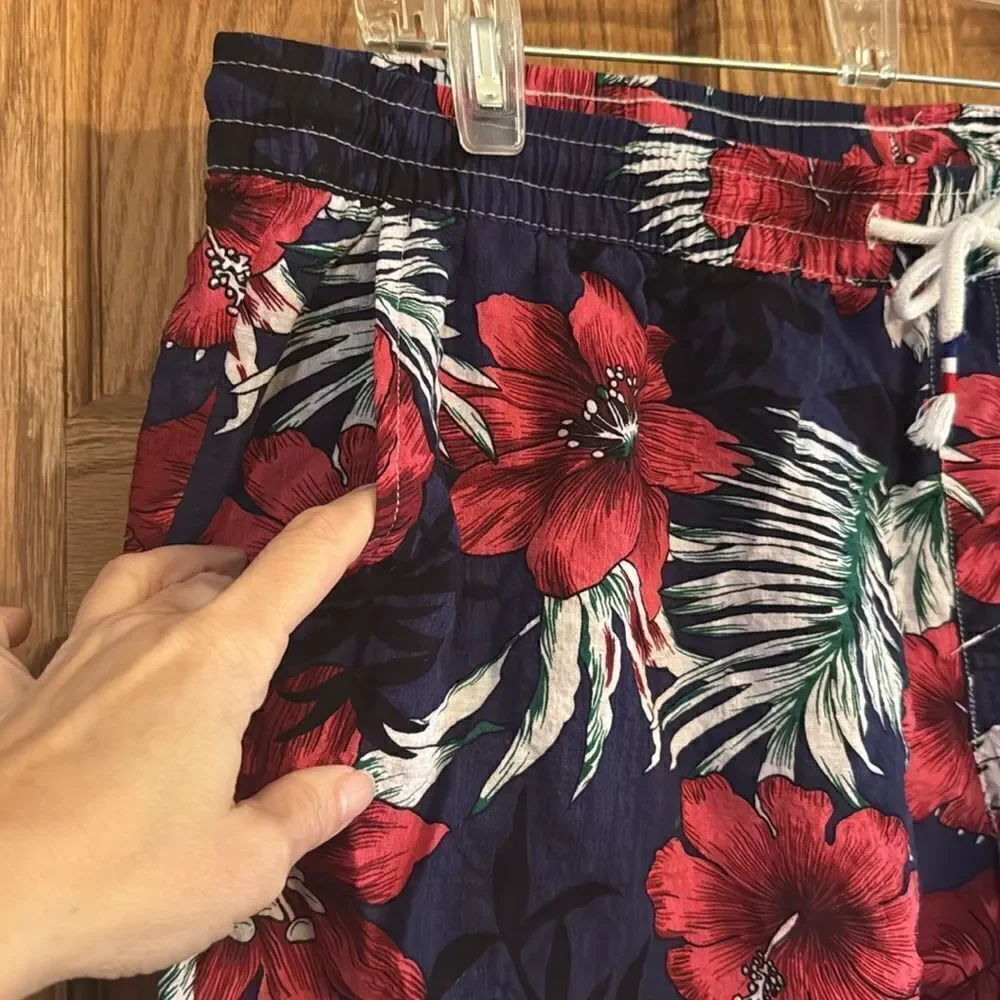 JOGAL Hibiscus Floral Hawaiian Print Shorts